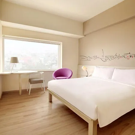 Ibis Styles Jakarta Gajah Mada Exterior photo